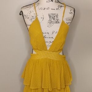 Elegant Yellow Backless Layered Dress